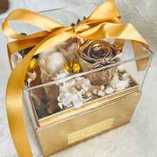 Load image into Gallery viewer, Luxury Flower Box | Gold Rose
