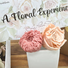 Load image into Gallery viewer, Blossom | DIY Floral Kit
